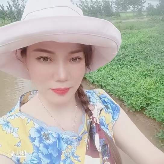 深圳龙华蓝玫瑰莞式全套服务